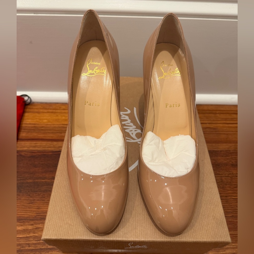 Christian Louboutin Beige Patent Leather Rounded Toe Pump Heels - Picture 3 of 16